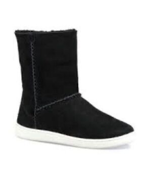 UGG Black Suede Sheepskin Boots | 9